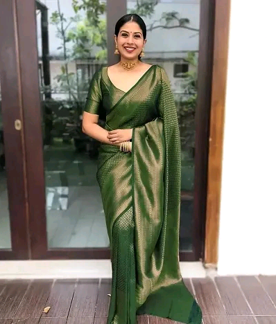 Stylish Cotton Silk Green Jacquard Saree with Blouse piece