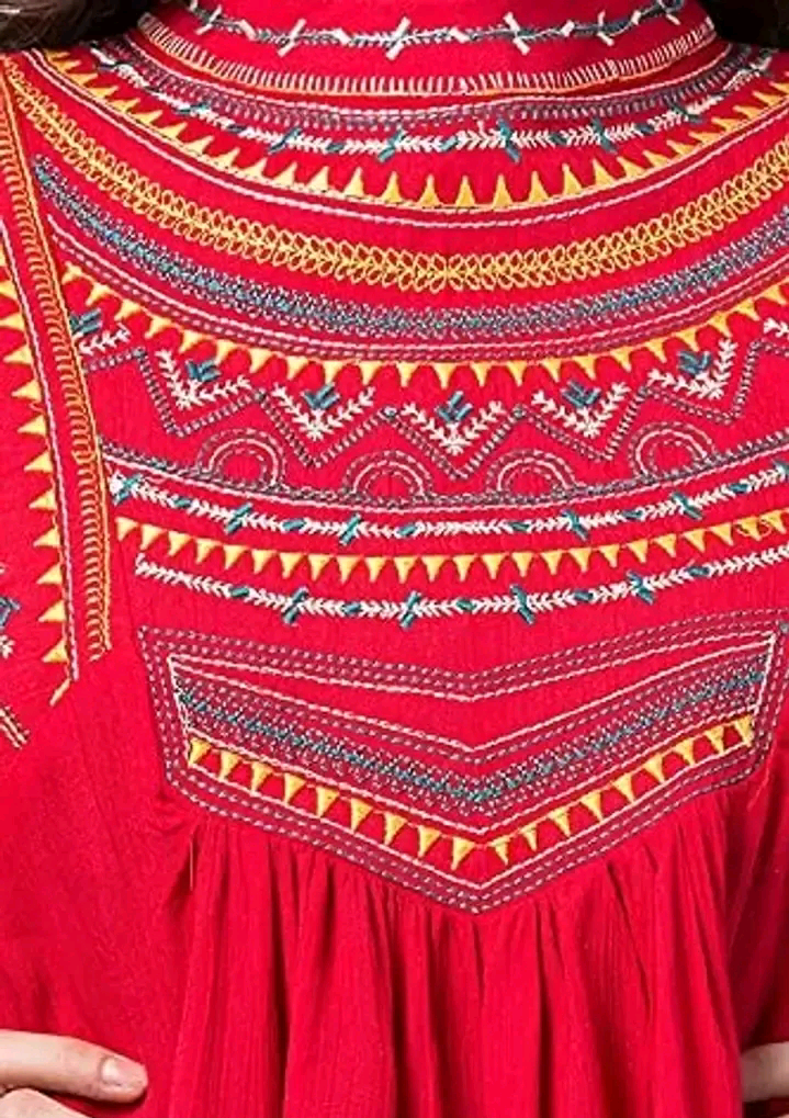 Women Latest Stylish Embroidery Kurti/Top