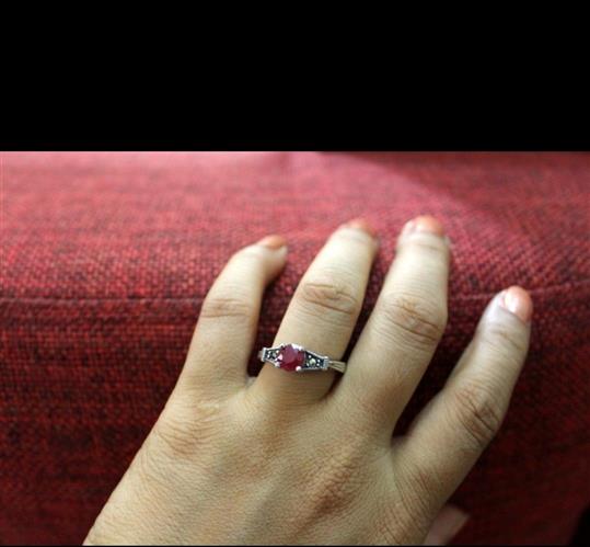 Pink Stone Marcasite ring in Silver
