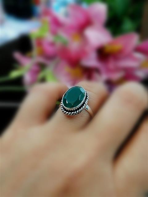 Oval Green onyx silver ring