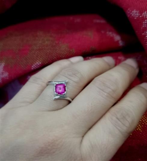 Pink cz silver ring