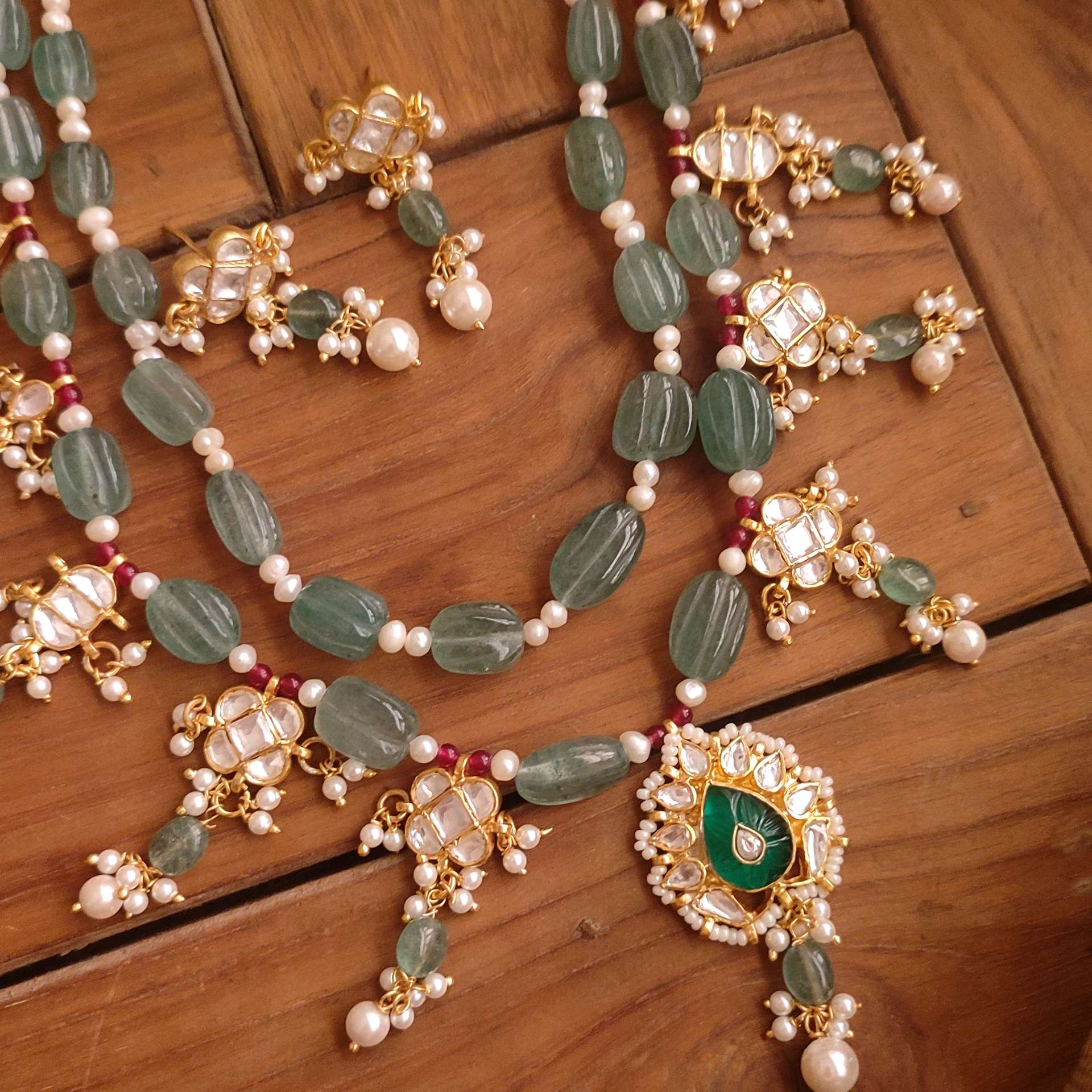 Green beaded kundan necklace set