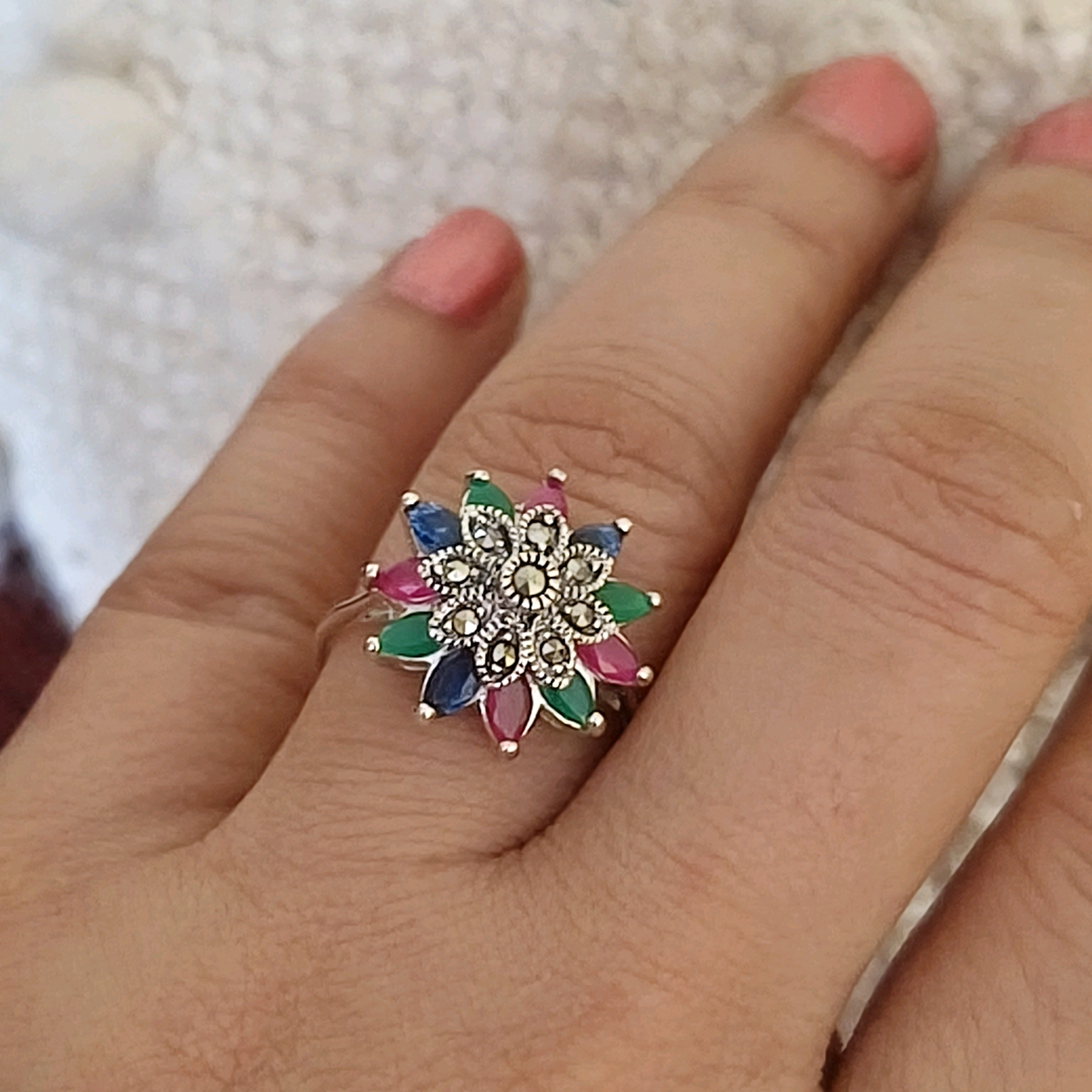 Marcasite rainbow ring in 925 silver