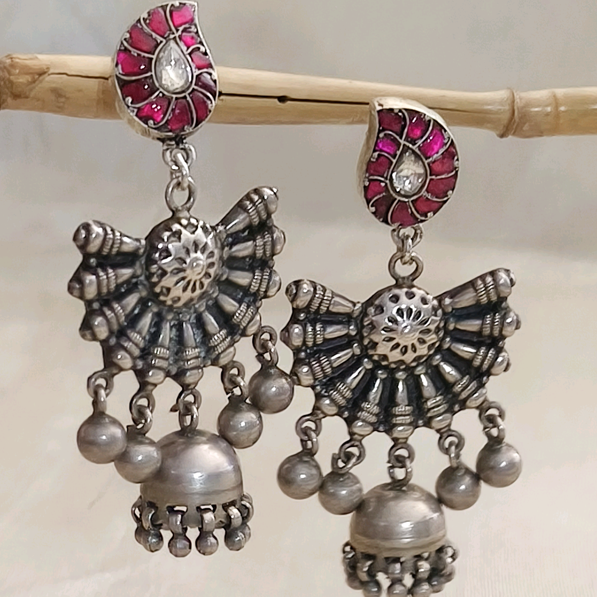 Kaara Fan Jhumka