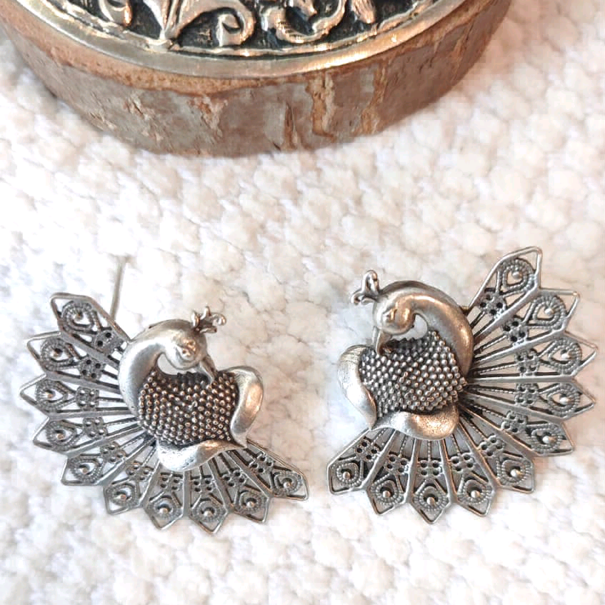 Kaara Peacock Studs