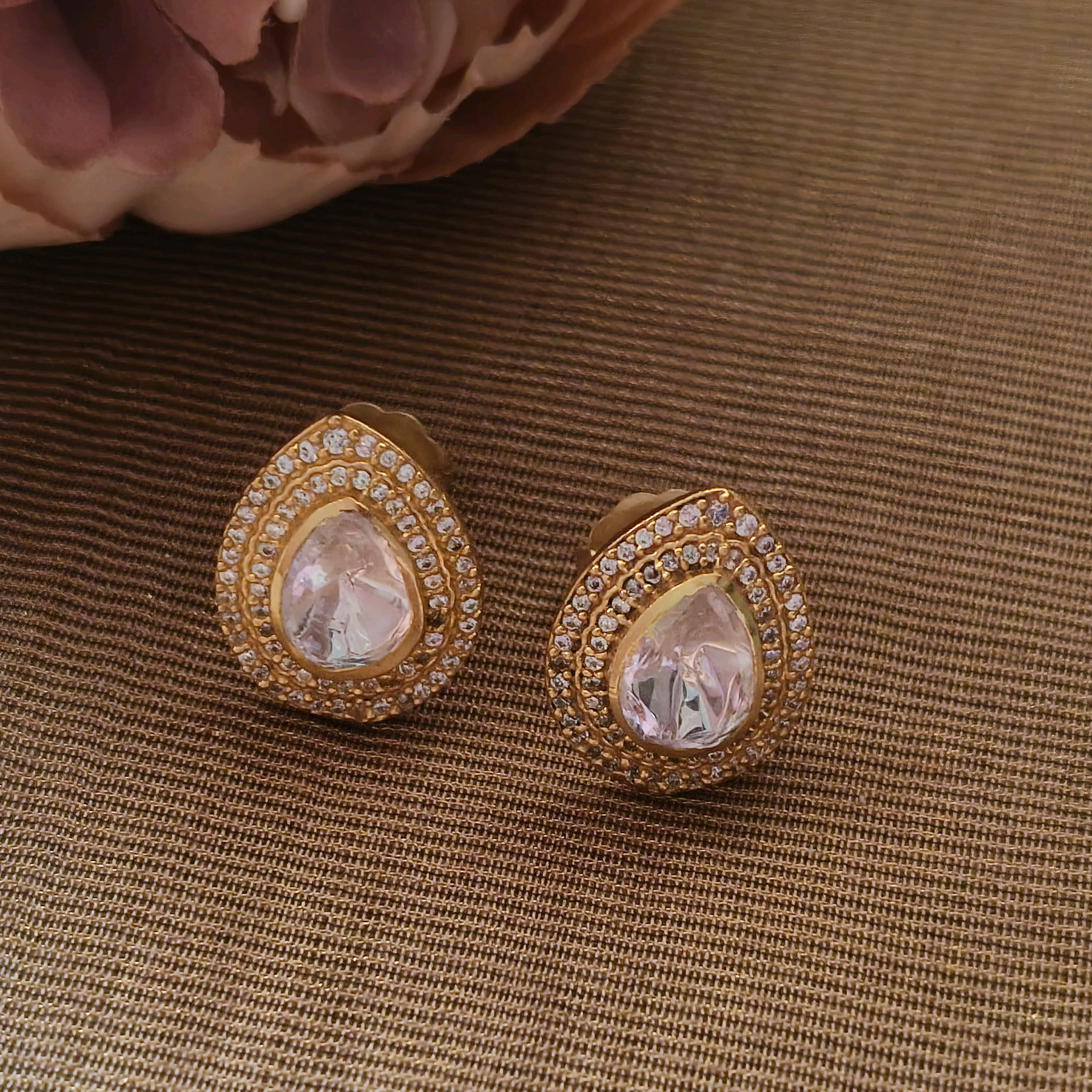 Nayaab Moissanite Studs