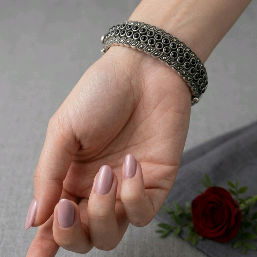 Gia Black Onyx Marcasite Kada