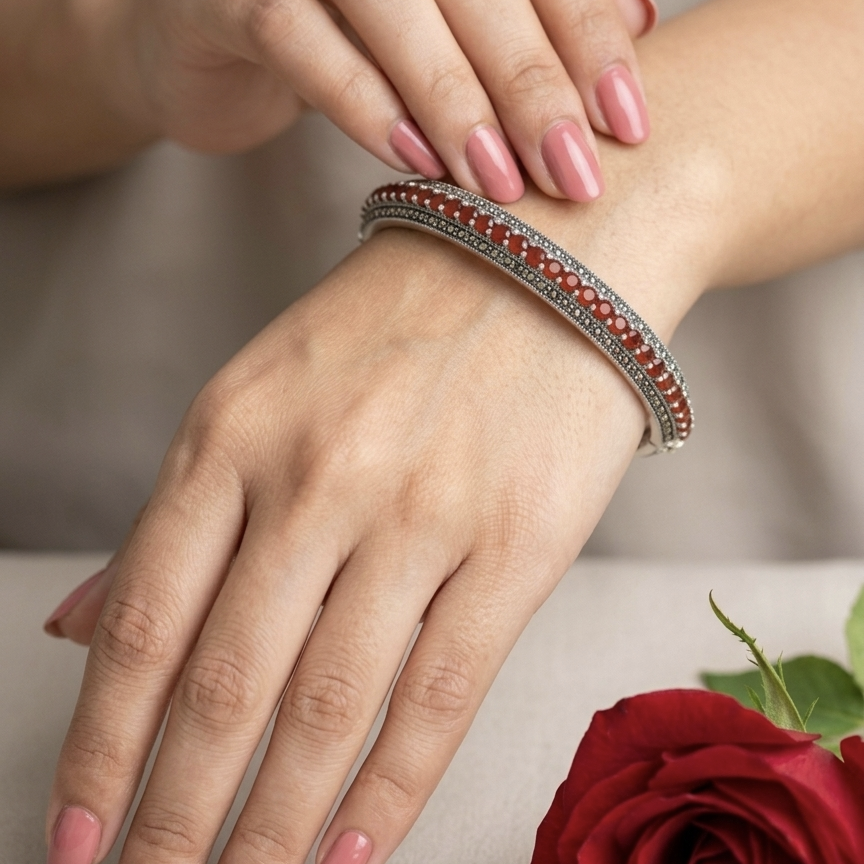 Gia Carnelian Marcasite Kada