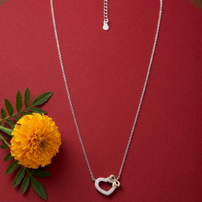 Zirconia Heart Pendant Necklace 