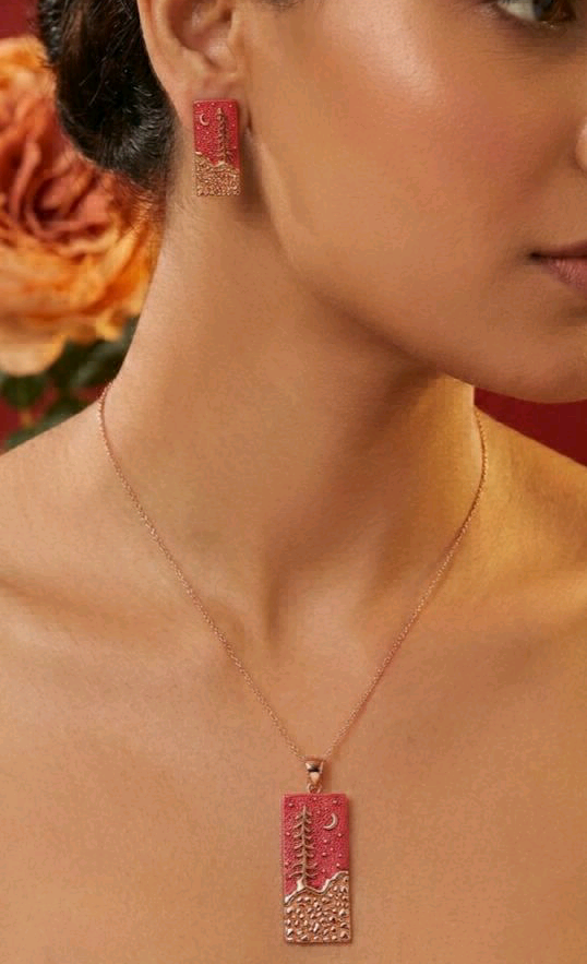Tree Theme Pink Pendant Set 