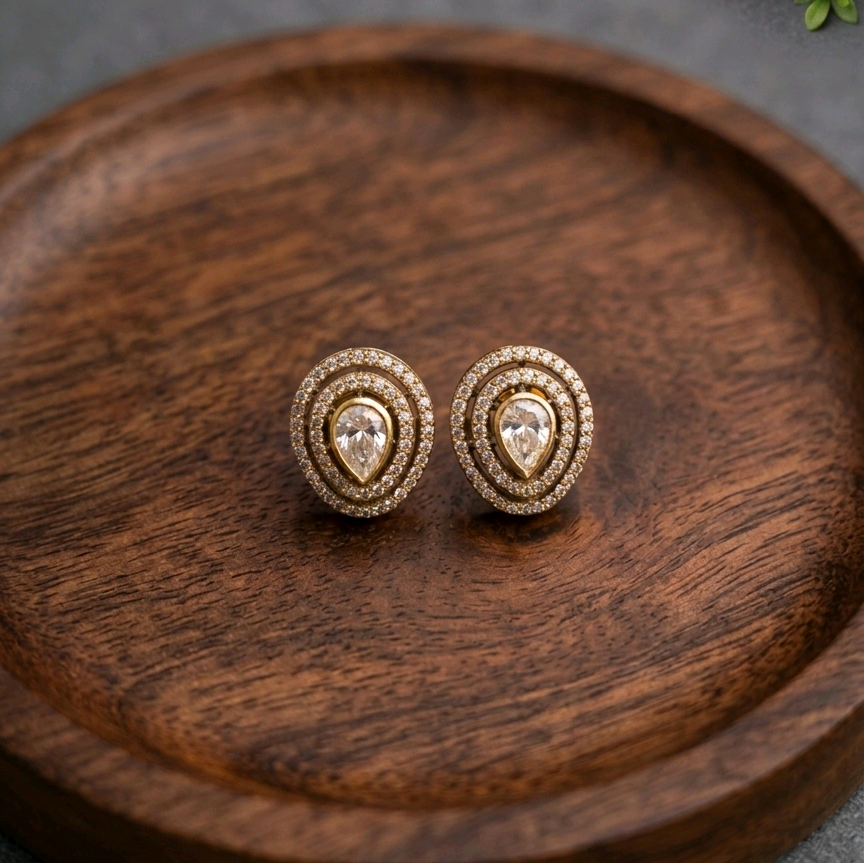 Moissanite Stud 