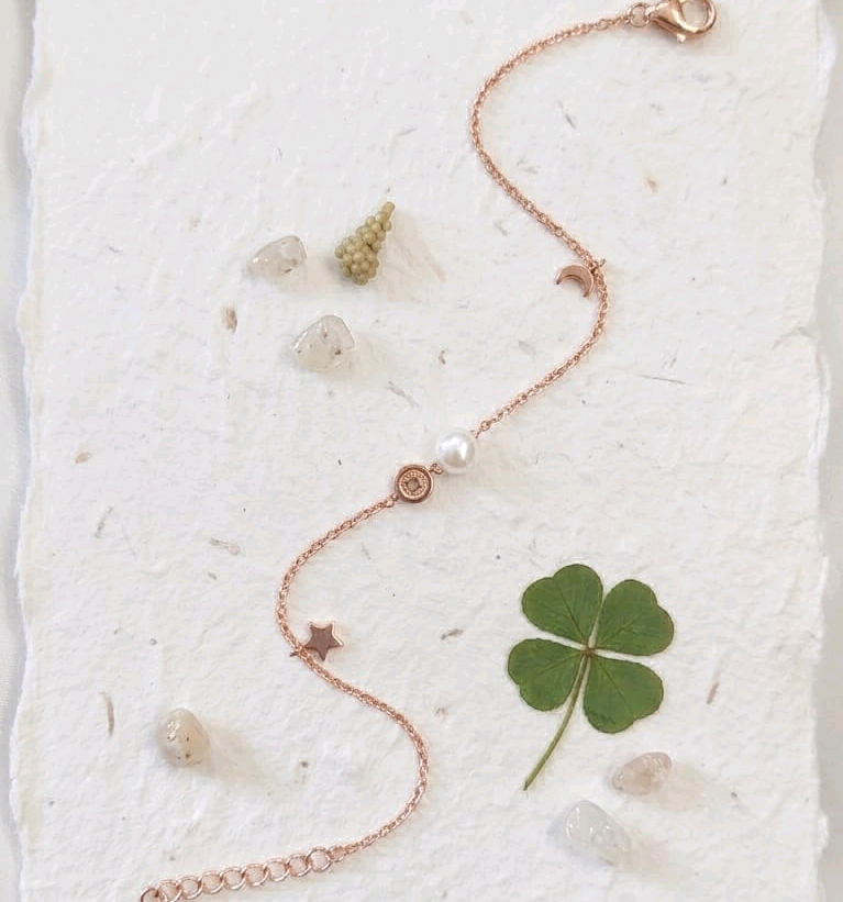 Rose Gold Pearl N Crescent Moon Bracelet 