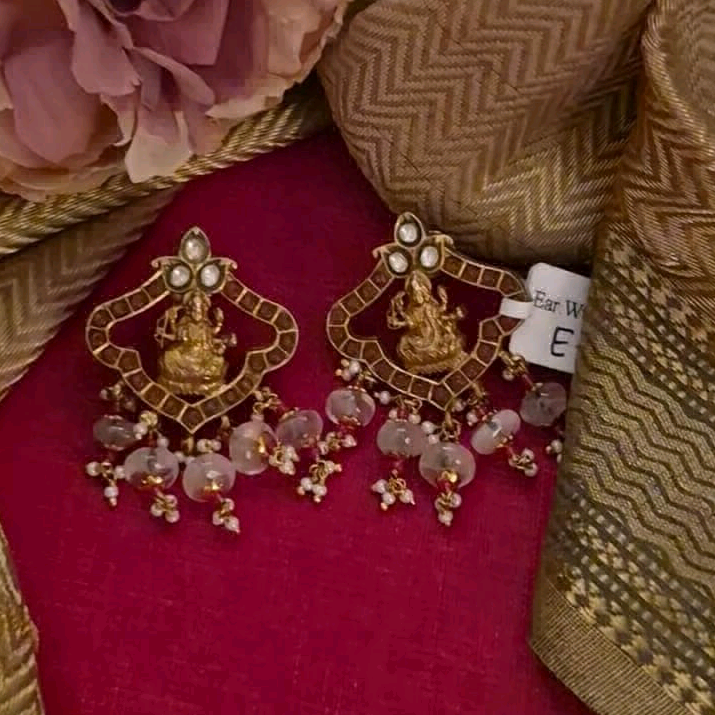 MaYuRa Kundan Lakshmi Chandbali