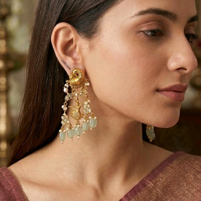 MaYuRa Statement Earrings 