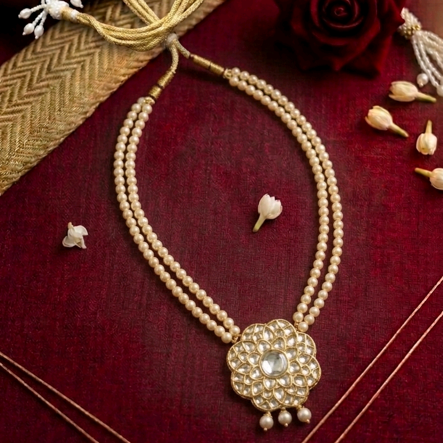 Thappa Jadau Kundan Nacklace