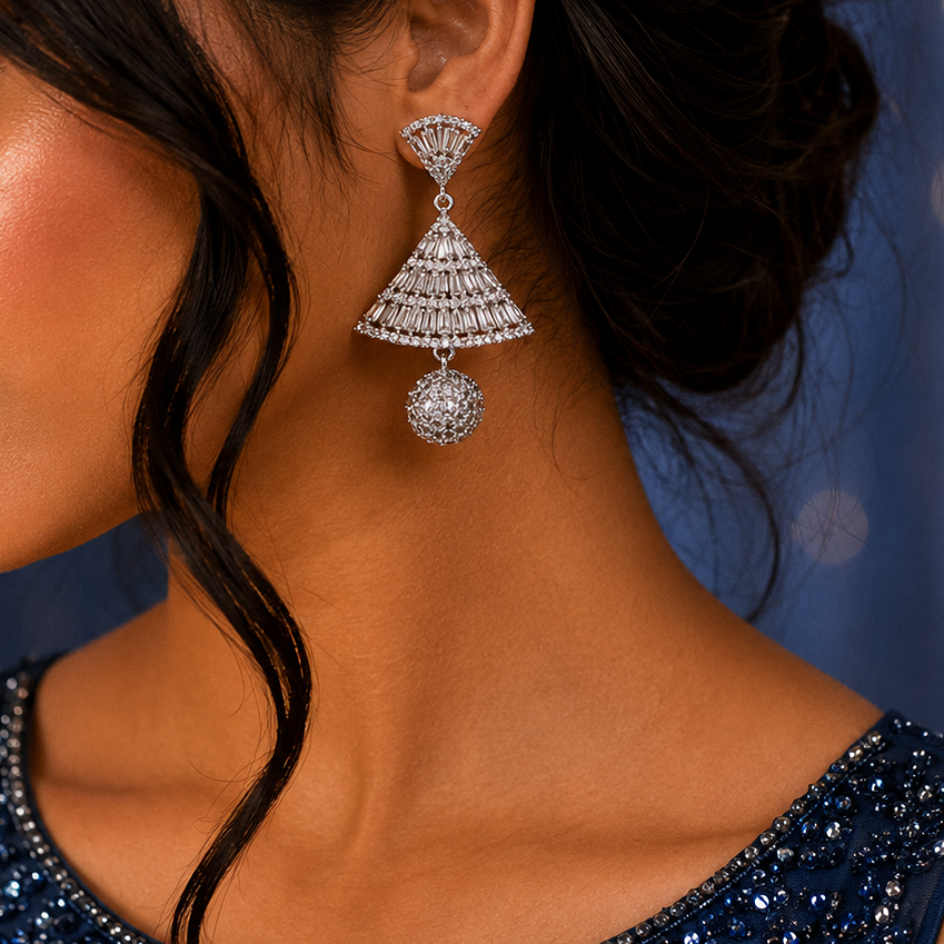 Iconic Diamond Look Earring