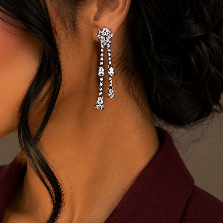 Iconic Diamond Look Earring
