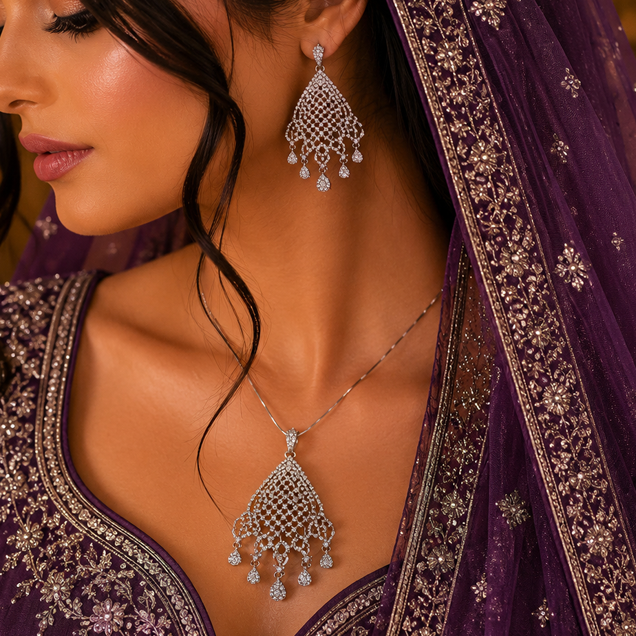 Iconic Pendant Set