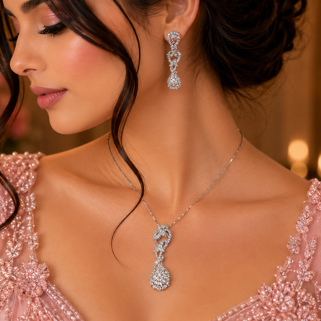 Iconic Pendant Set