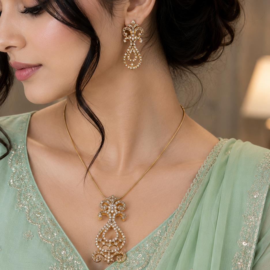 Iconic Pendant Set