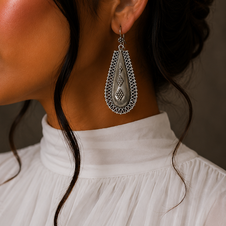 Iconic Oxidised Earring