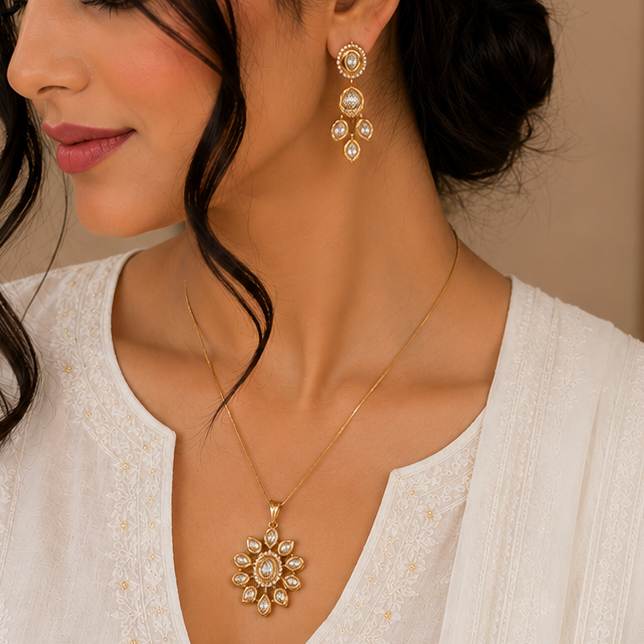 Iconic Pendant Set