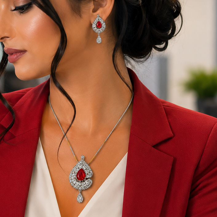 Iconic Pendant Set