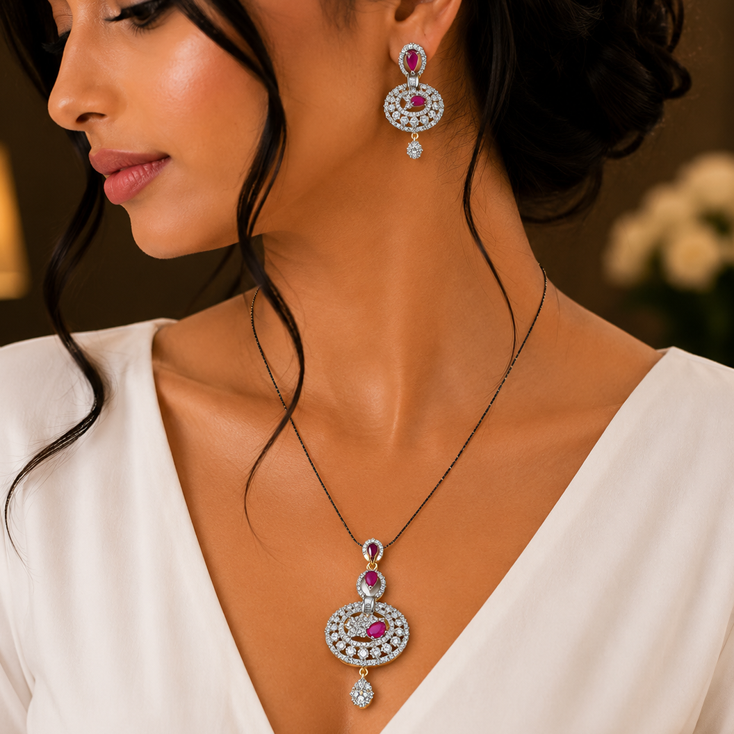 Iconic Pendant Set