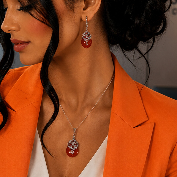 Iconic Pendant Set