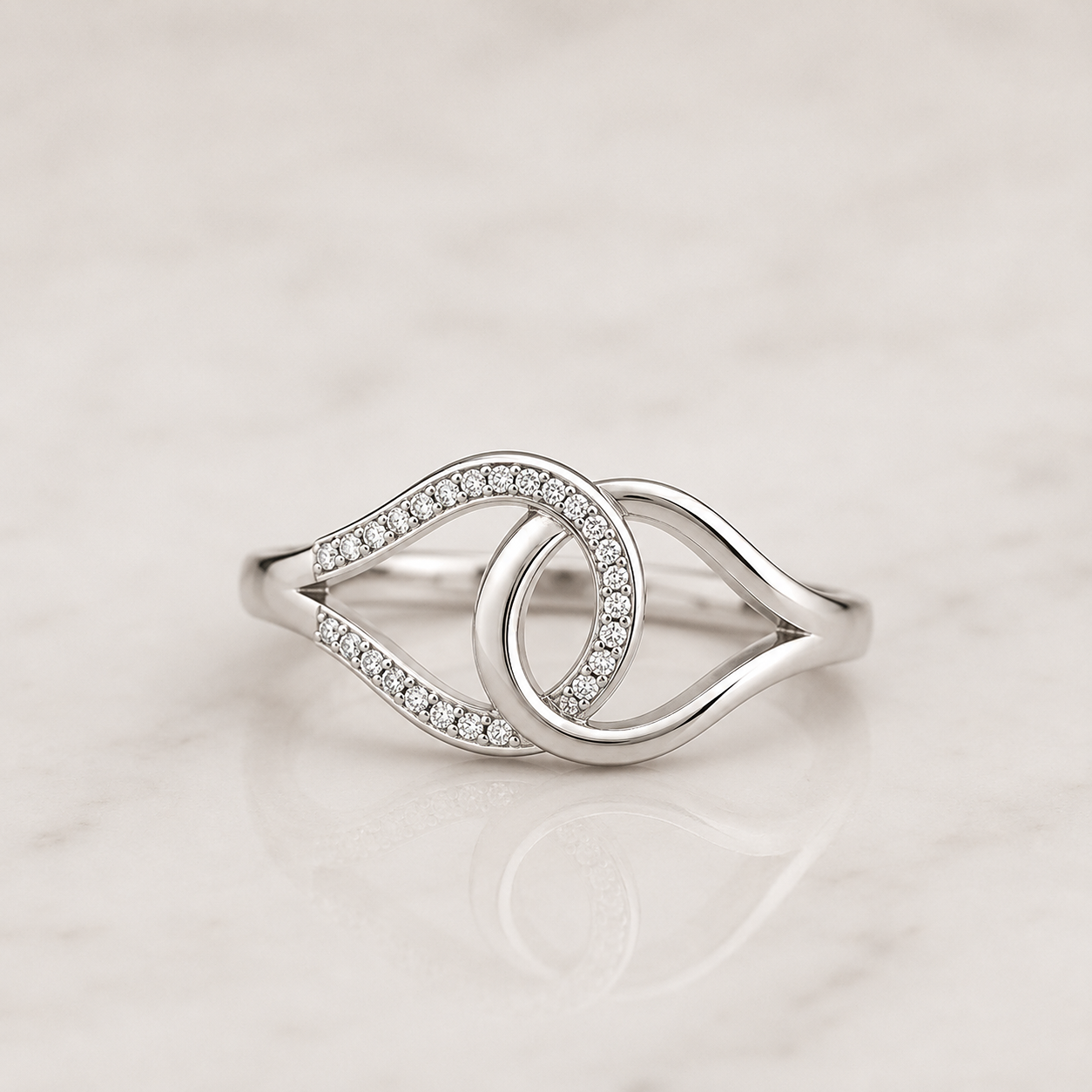 Iconic Girls Ring