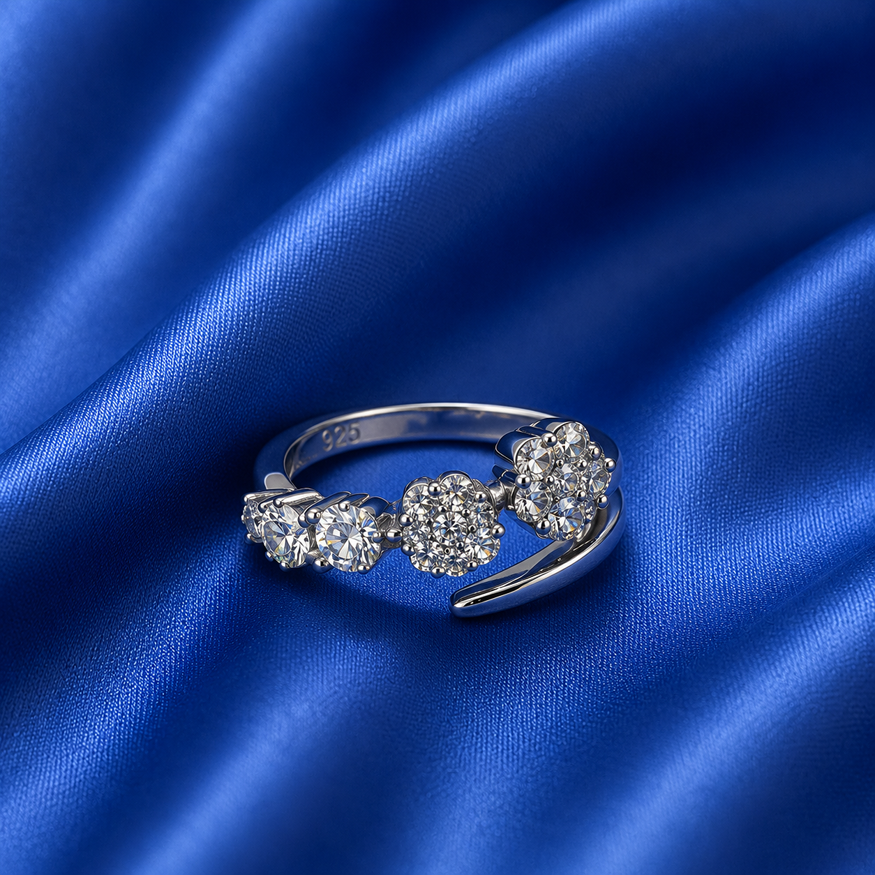 Iconic Girls Ring