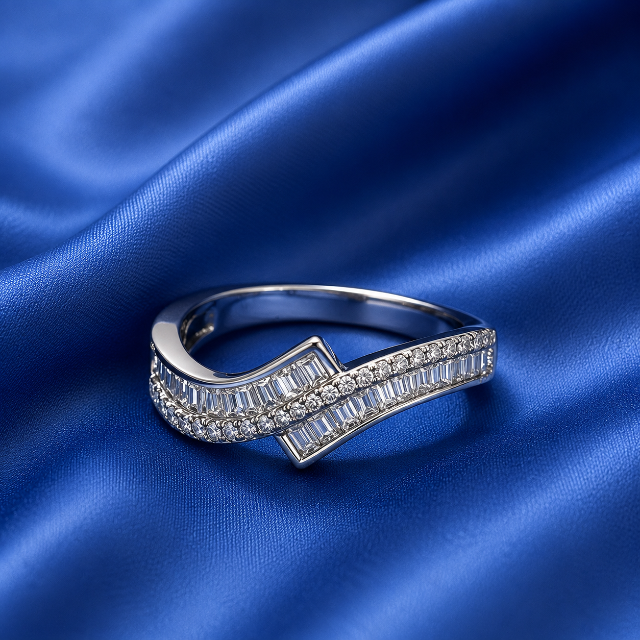 Iconic Girls Ring