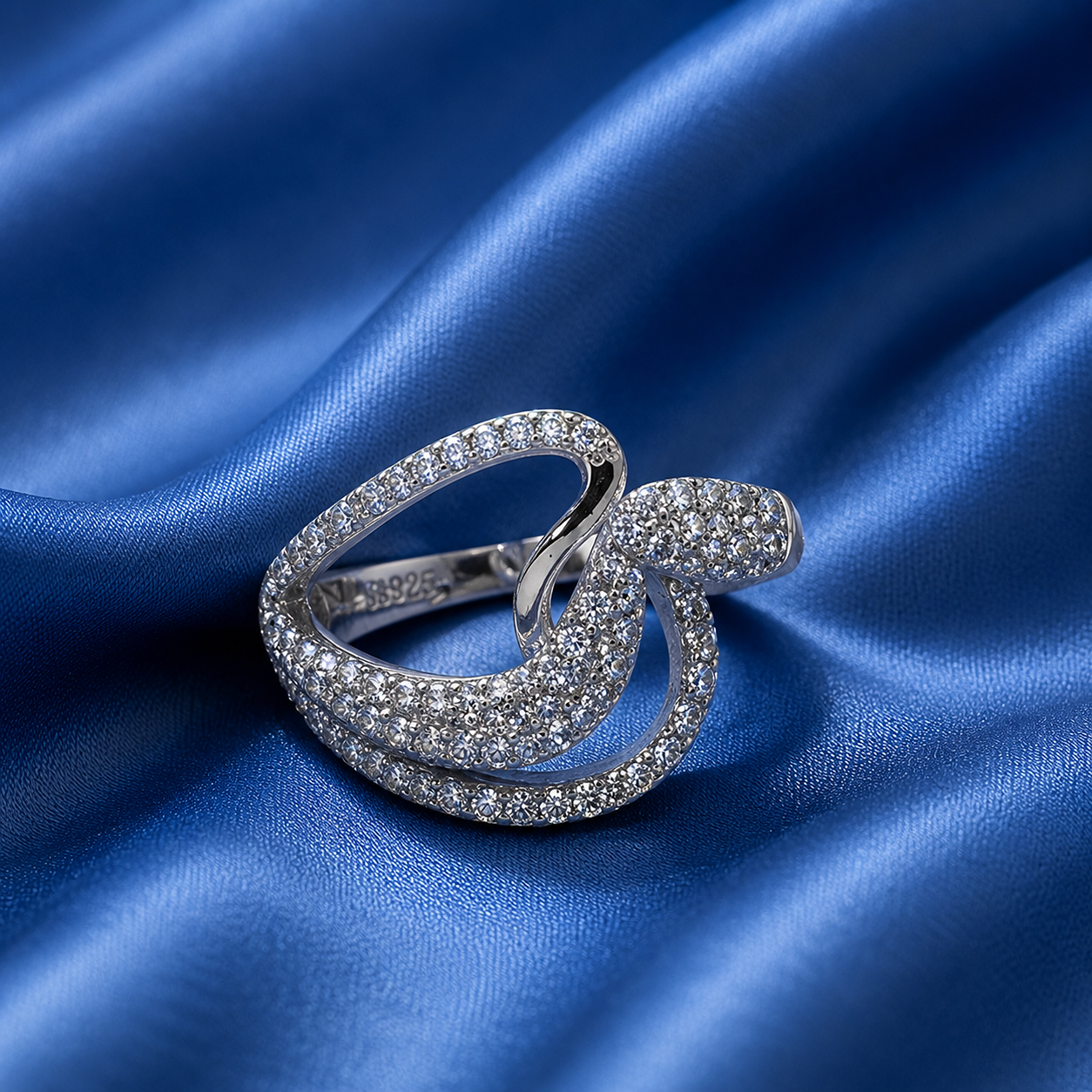 Iconic Girls Ring