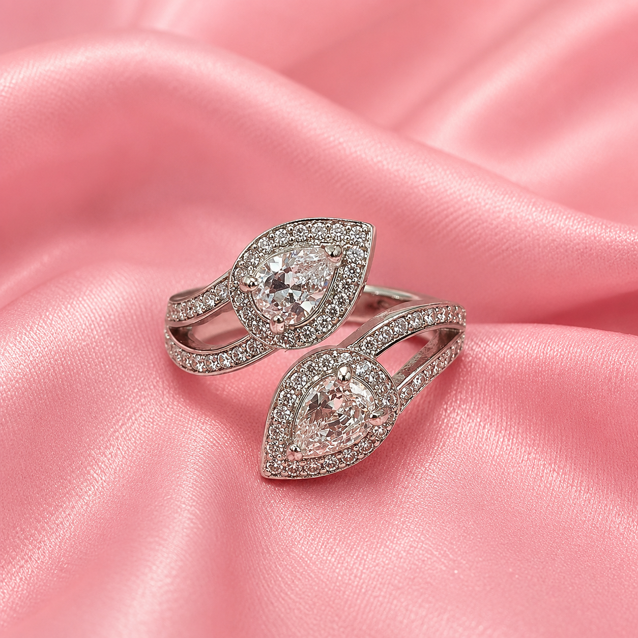 Iconic Girls Ring