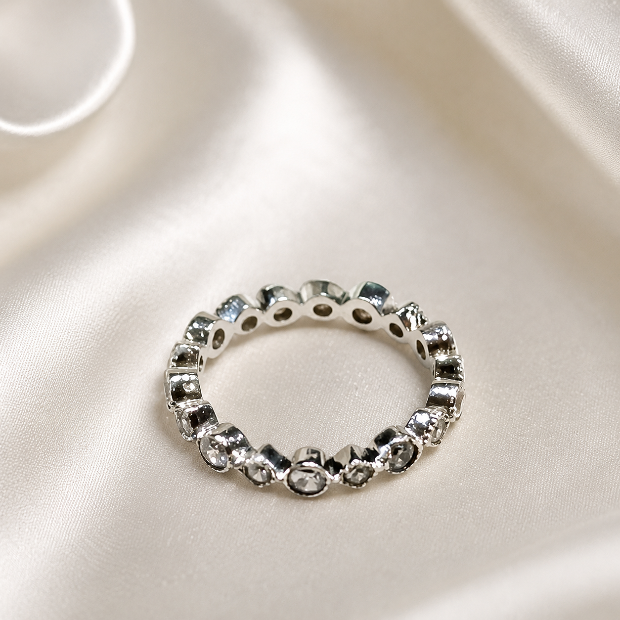 Iconic Girls Ring