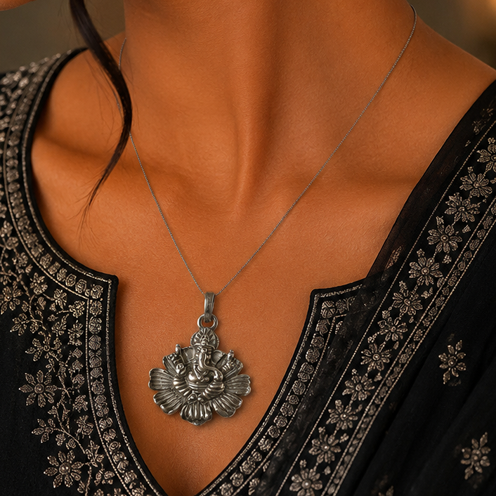 Pendant Set