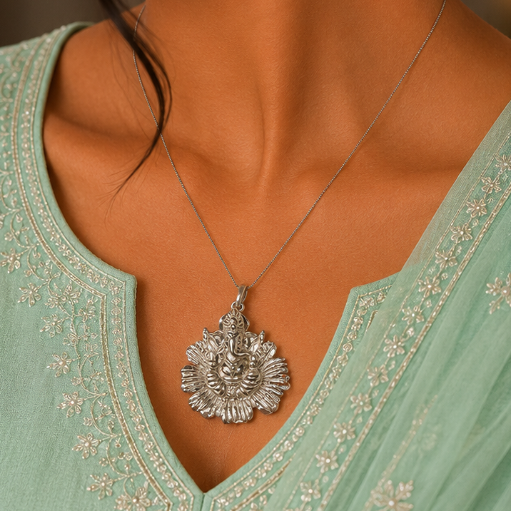 Pendant Set