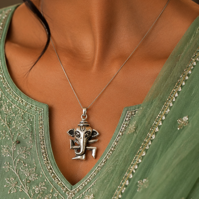 Pendant Set