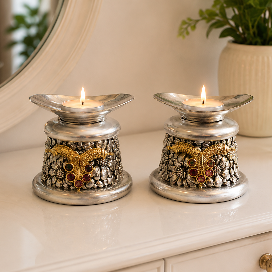 Iconic candles