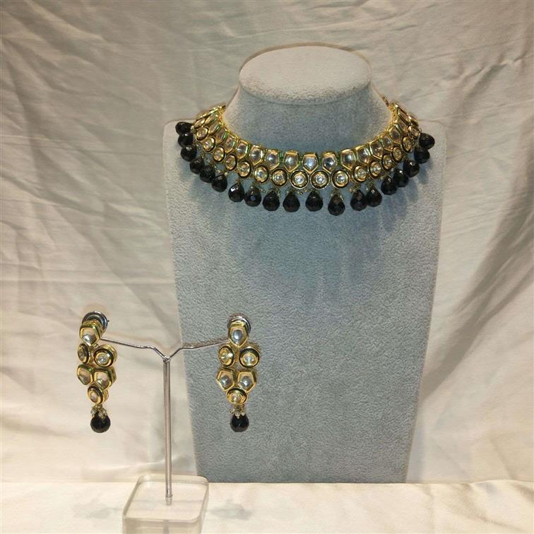 Iconic Golden Look  Necklace Set