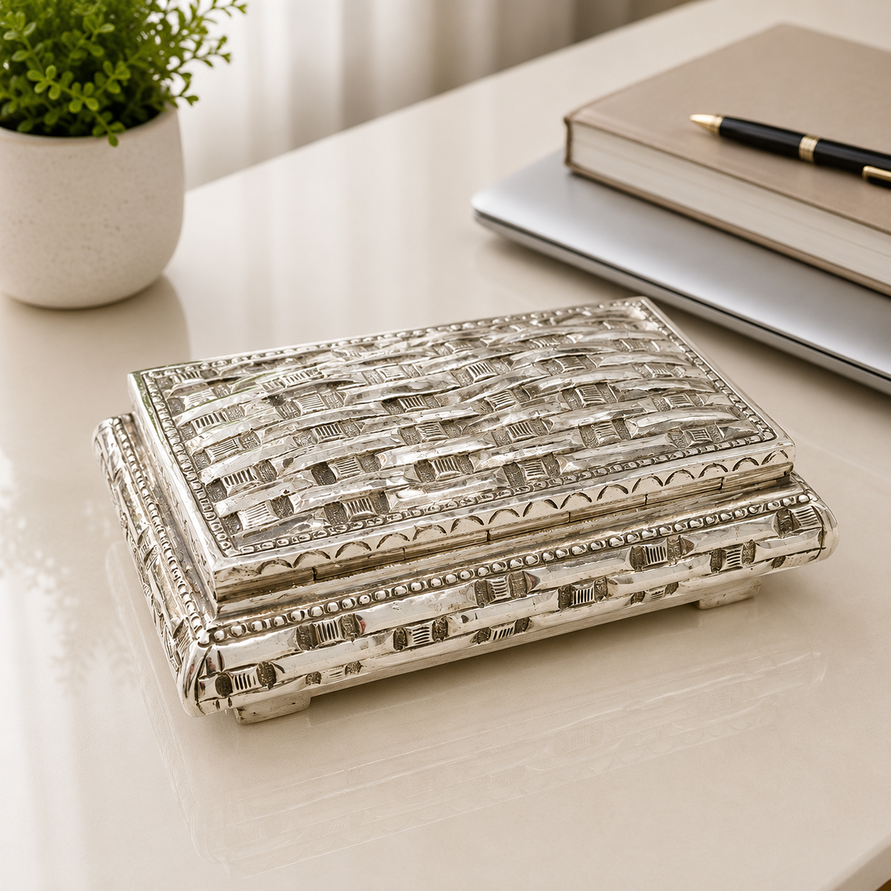 Iconic Silver Box