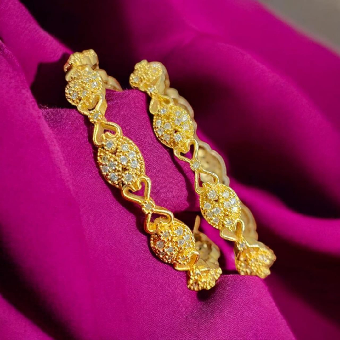 ICONIC BANGLE 