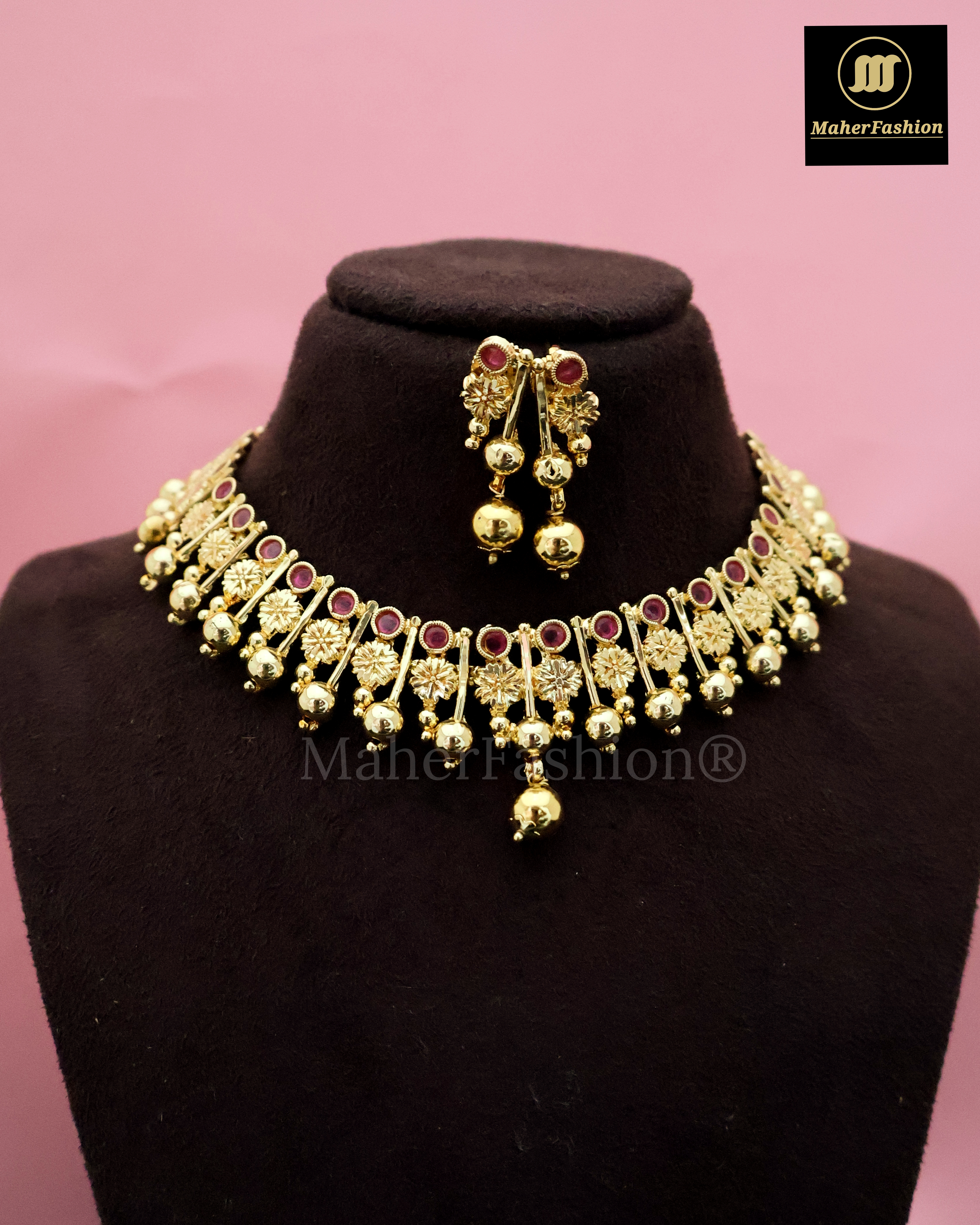 Golden Finish Designer Choker Necklace Set For Women