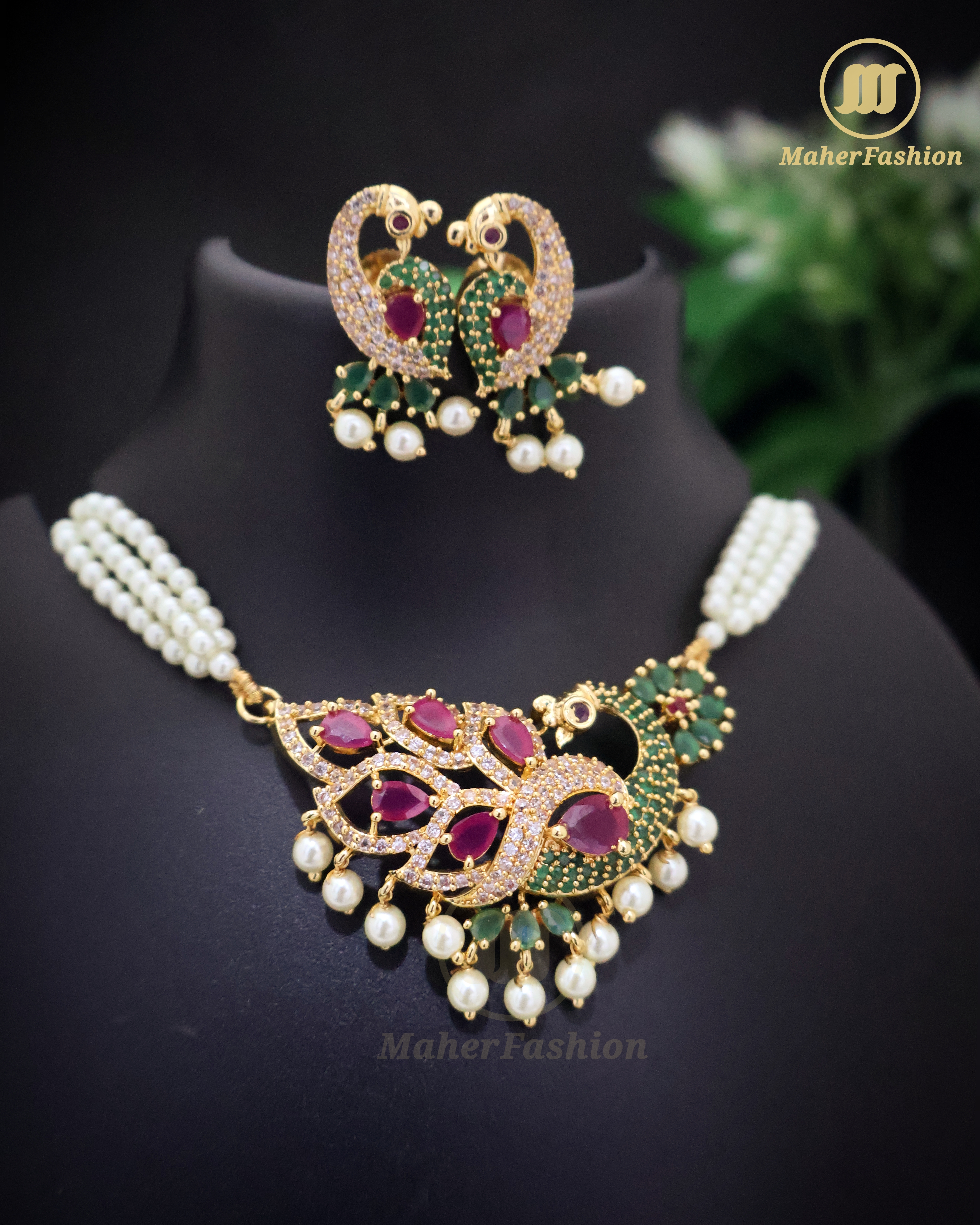 Appealing Moti Tanmani Necklace