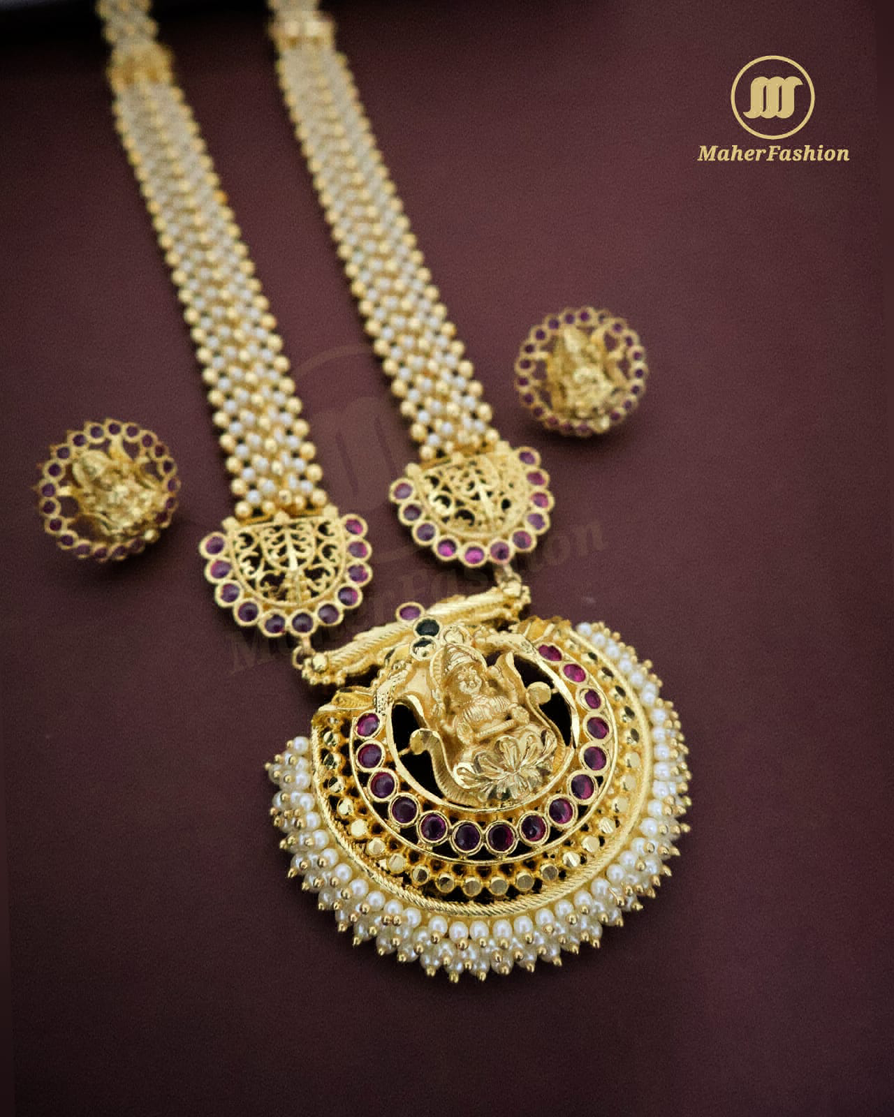 Rani Haar Gold Necklace With Moti Sitarami Set In Freshwate Pearls